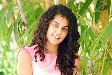 பாட்டியான வெள்ளாவி நடிகை!