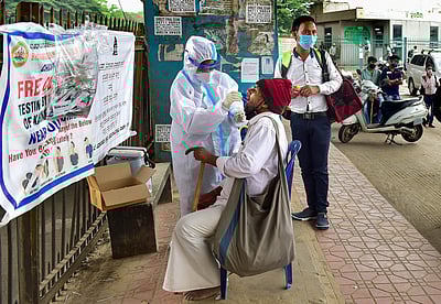 அச்சுறுத்தும் கரோனா : லைவ் அப்டேட்ஸ்