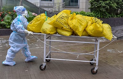 அச்சுறுத்தும் கரோனா : லைவ் அப்டேட்ஸ்